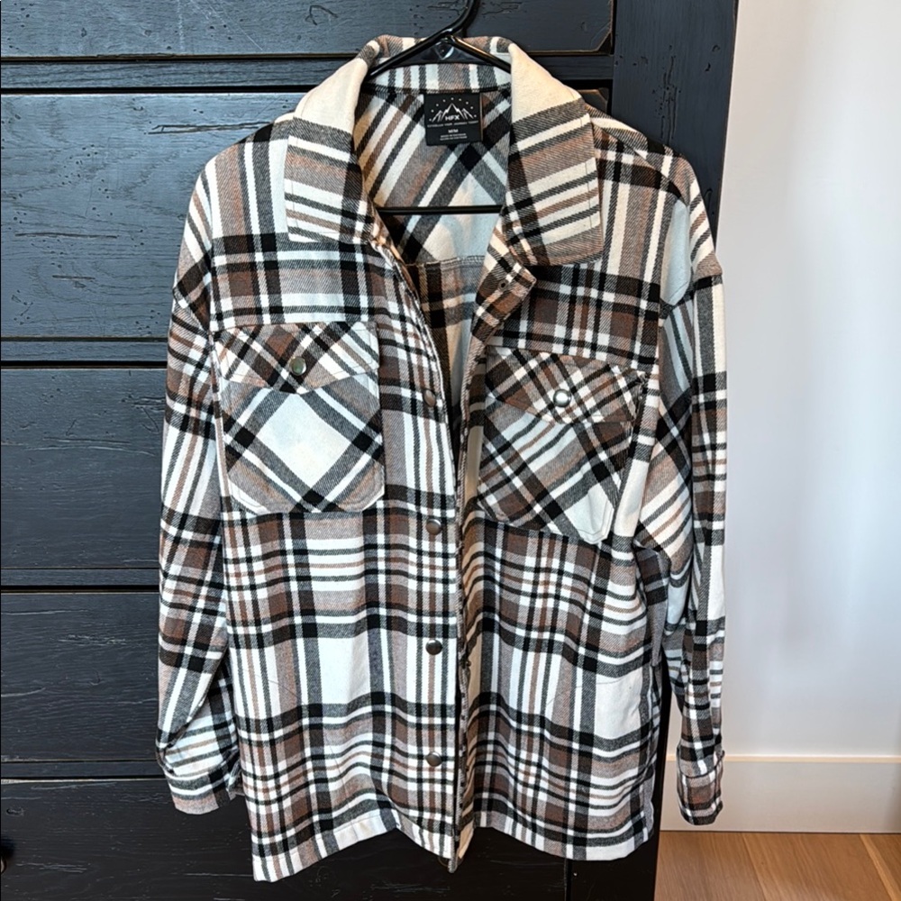 Snap-Up Shacket Plaid Women's Jacket - Black, White, Brown